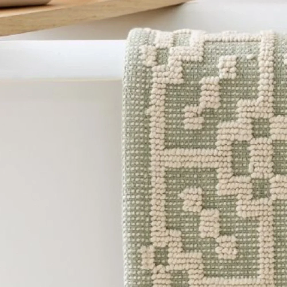 WEST ELM WELSH Bath Mat Rug ~ 24 x 60